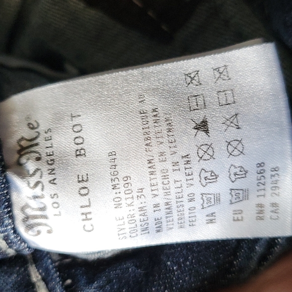 Miss Me Jeans - Picture 6 of 8